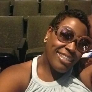 Meet your Posher, Deanderia